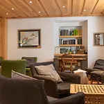 Bahnhof Hotell *