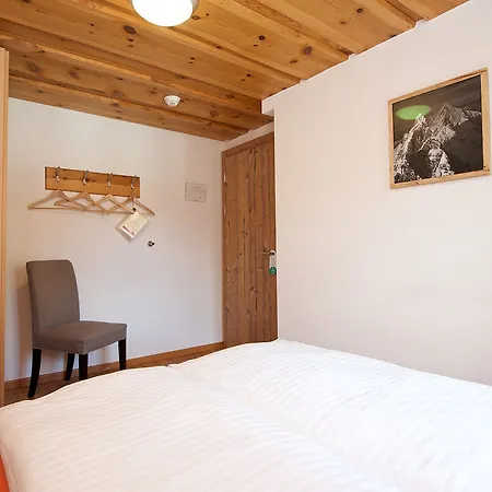Bahnhof Hotell *