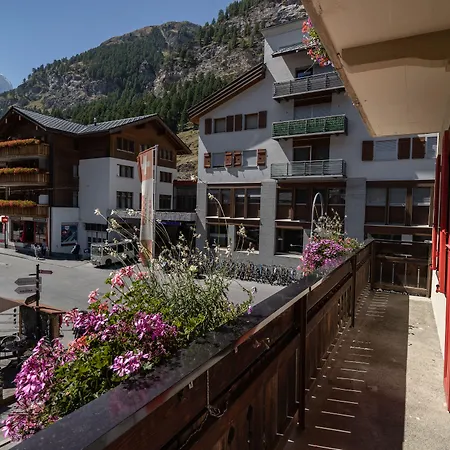 Готель Bahnhof