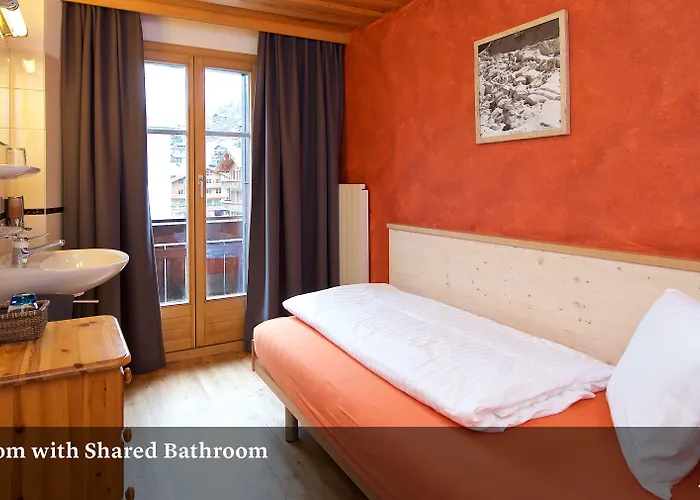 Готель Bahnhof